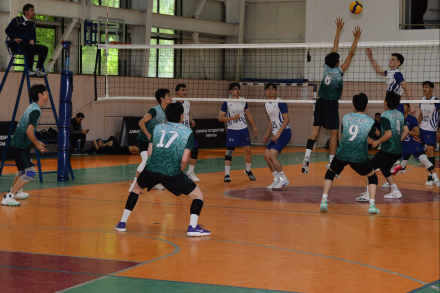 Весенняя квалификационная лига среди студентов по волейболу